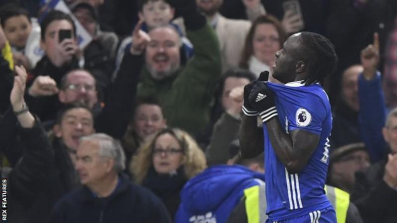 Victor Moses di Stamford Bridge S/d 2021